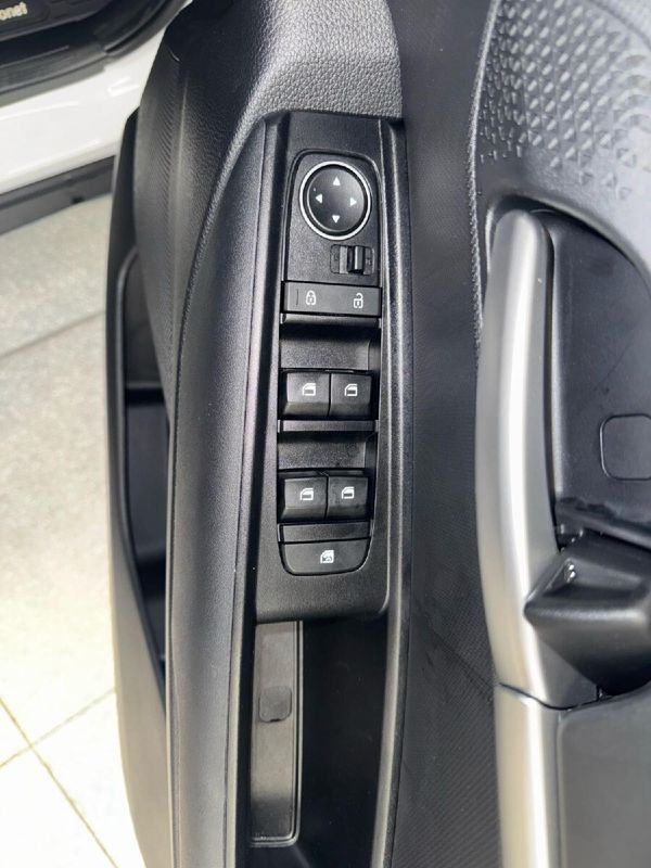 2026-Kia-Sonet-15-LS-Auto image:11