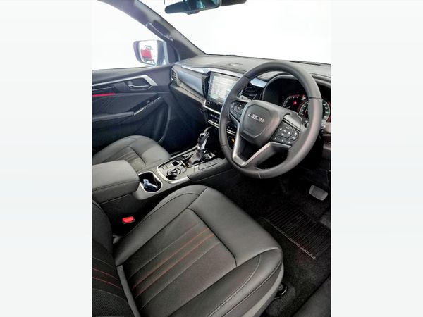 2026-Isuzu-Mu-x-30D-Onyx-XT-4x4-Auto image:11
