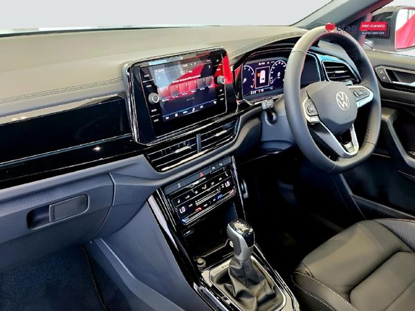 2025-Volkswagen-T-Roc-20-TSI-4M-R-Line-Auto image:10