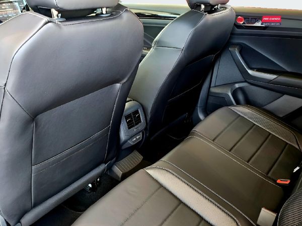 2025-Volkswagen-T-Roc-20-TSI-4M-R-Line-Auto image:14