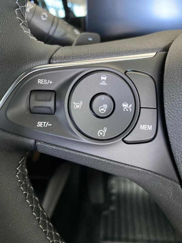 2026-Opel-Mokka-12T-GS-Auto image:14