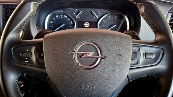 2025-Opel-Zafira-Life-Elegance-20-TD-Auto image:16
