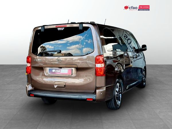 2025-Opel-Zafira-Life-Elegance-20-TD-Auto image:5