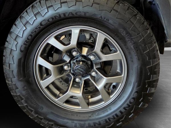 2019-Suzuki-Jimny-15-GLX image:8