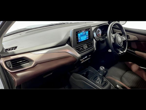 2025-Toyota-Starlet-Cross-15XS image:12