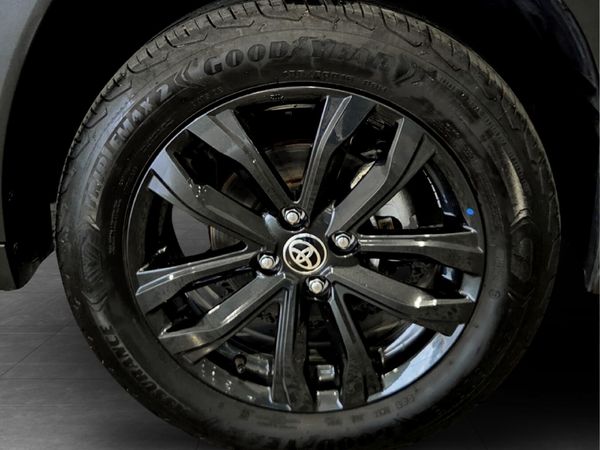 2025-Toyota-Starlet-Cross-15XS image:7