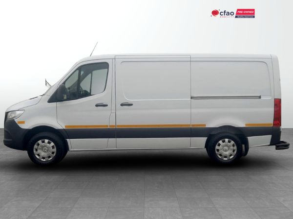 2025-Mercedes-Benz-Sprinter-311-20-CDI-Base-Panel-Van image:10