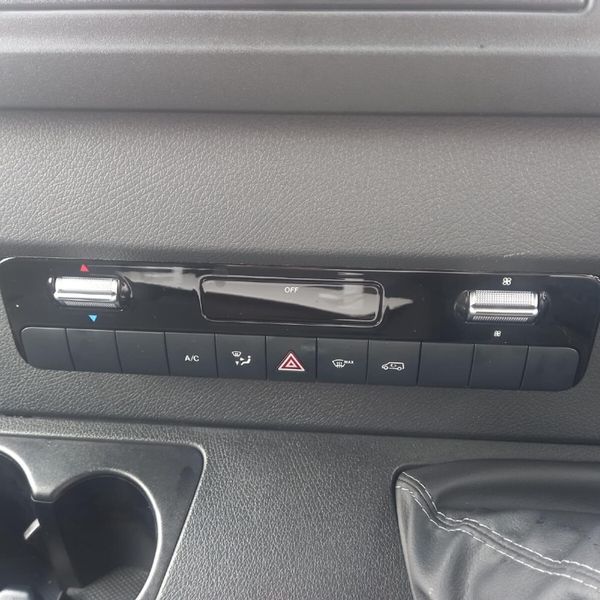 2025-Mercedes-Benz-Sprinter-311-20-CDI-Base-Panel-Van image:12