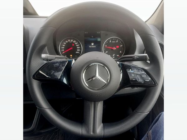 2026-Mercedes-Benz-Sprinter-517-CDI-LWB-Pro-Panel-Van image:19