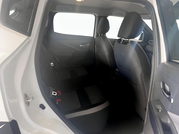 2026-Nissan-Magnite-10T-Acenta-Auto image:17
