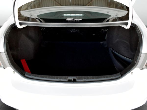 2024-Toyota-Corolla-Quest-18-Plus image:10