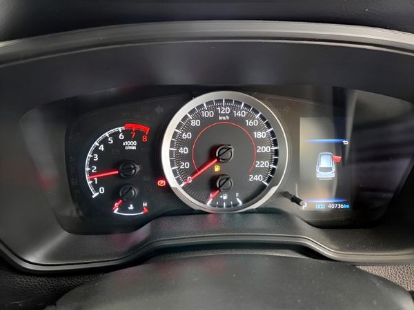 2024-Toyota-Corolla-Cross-18-XS image:12