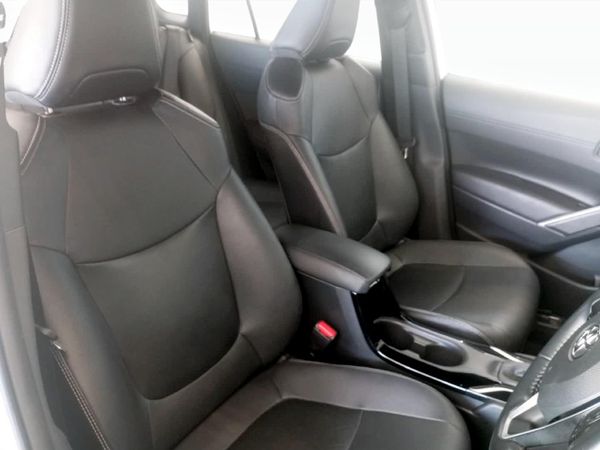 2024-Toyota-Corolla-Cross-18-XS image:14