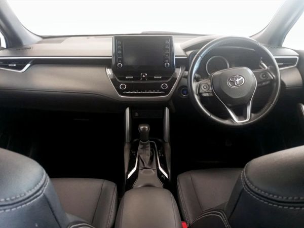 2024-Toyota-Corolla-Cross-18-XS image:5