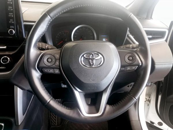 2024-Toyota-Corolla-Cross-18-XS image:7