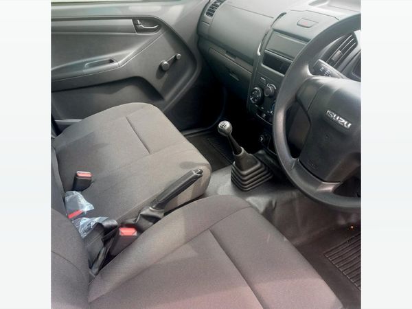 2026-Isuzu-D-Max-250-HO-Fleetside-Safety-Single-Cab image:5
