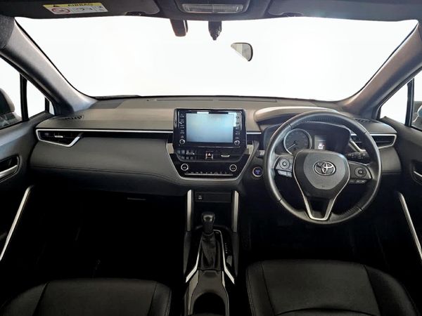2024-Toyota-Corolla-Cross-18-XS image:5