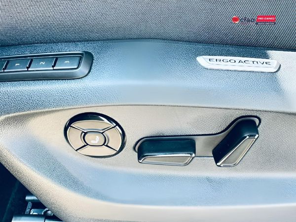 2026-Volkswagen-Tayron-14TSI-Life-DSG-Auto-110kw image:10