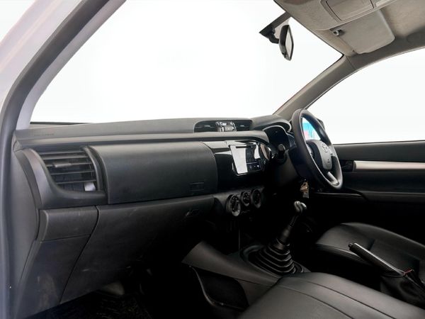 2024-Toyota-Hilux-24-GD-Single-Cab image:6