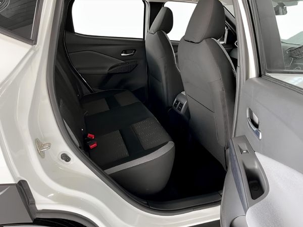 2026-Nissan-Magnite-10-Acenta image:17