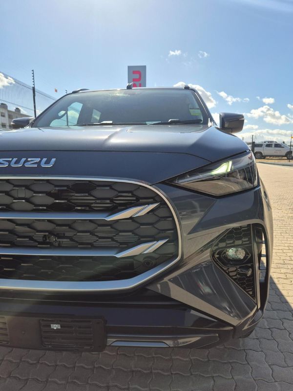2026-Isuzu-Mu-x-19D-LS-Auto image:2