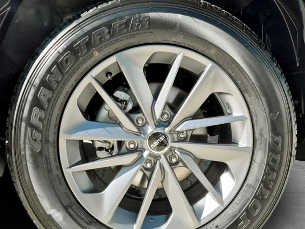 2026-Isuzu-Mu-x-19D-LS-Auto image:5