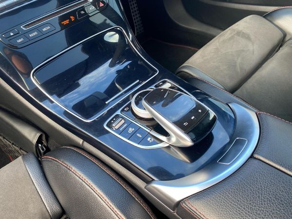 2017-Mercedes-AMG-C-Class-C43-AMG-4Matic image:12