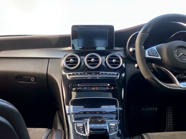 2017-Mercedes-AMG-C-Class-C43-AMG-4Matic image:15