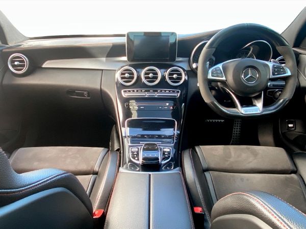 2017-Mercedes-AMG-C-Class-C43-AMG-4Matic image:5