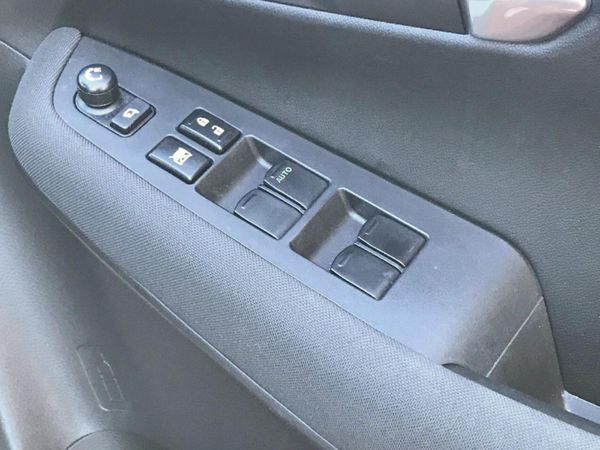 2026-Toyota-Urban-Cruiser-15-XR-Auto image:20