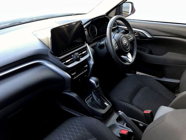 2026-Toyota-Urban-Cruiser-15-XR-Auto image:6
