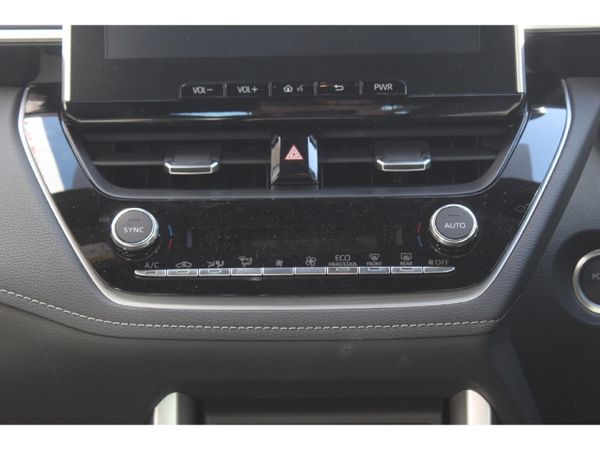2026-Toyota-Corolla-Cross-18-XR-Hybrid image:12