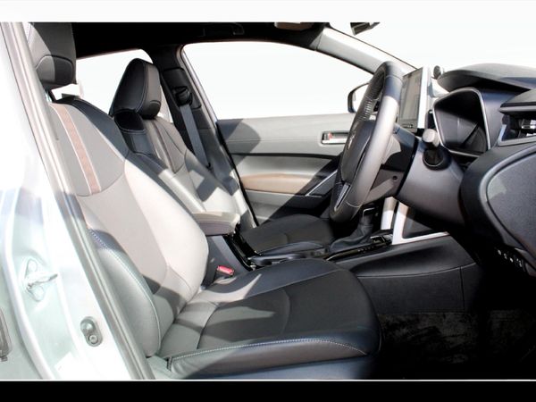 2026-Toyota-Corolla-Cross-18-XR-Hybrid image:13