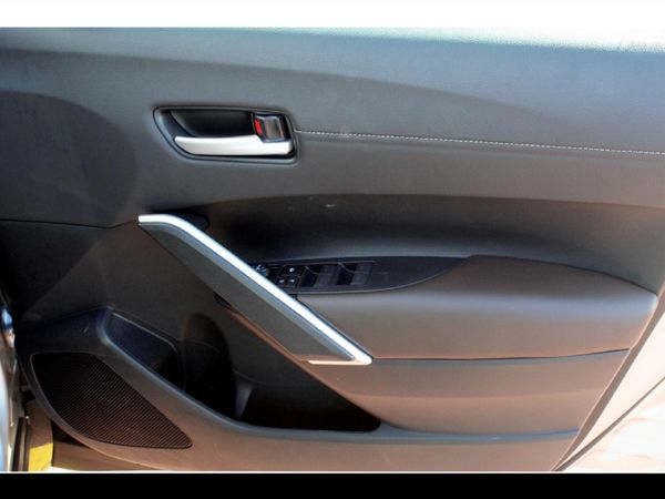 2026-Toyota-Corolla-Cross-18-XR-Hybrid image:19