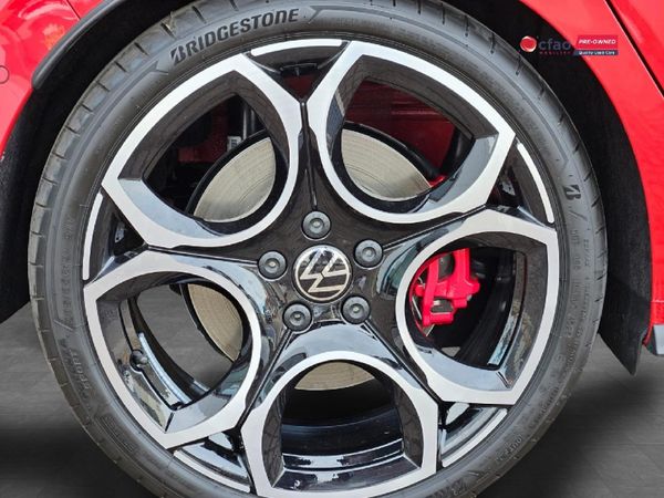 2026-Volkswagen-Golf-8-GTI-20-TSI-DSG image:8