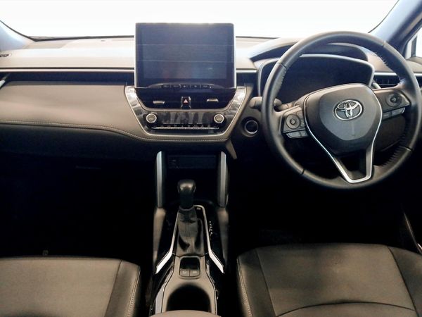 2026-Toyota-Corolla-Cross-18-XS-Hybrid image:5