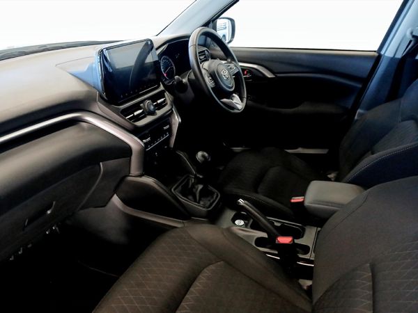 2026-Toyota-Urban-Cruiser-15-XR image:6
