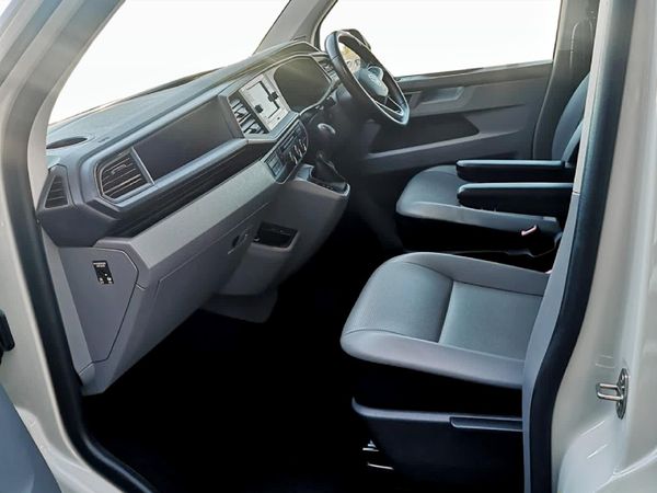 2024-Volkswagen-Kombi-T61-20-TDI-110kW-Auto-Trendline image:6