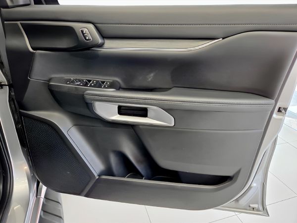 2025-Ford-Everest-20D-Bi-Turbo-Sport-Auto image:12