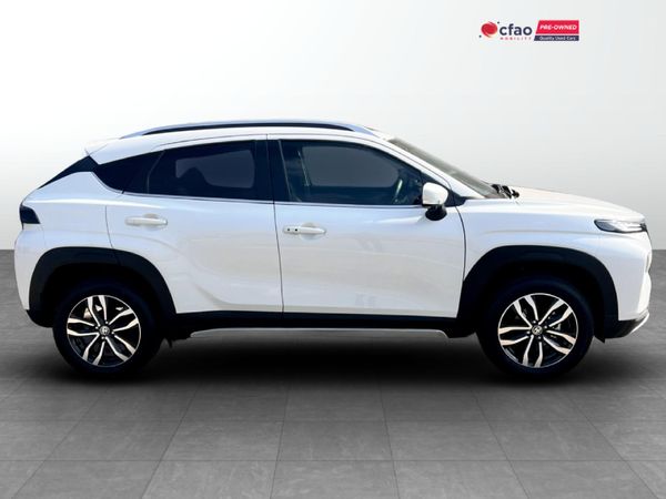 2025-Toyota-Starlet-Cross-15XR image:2