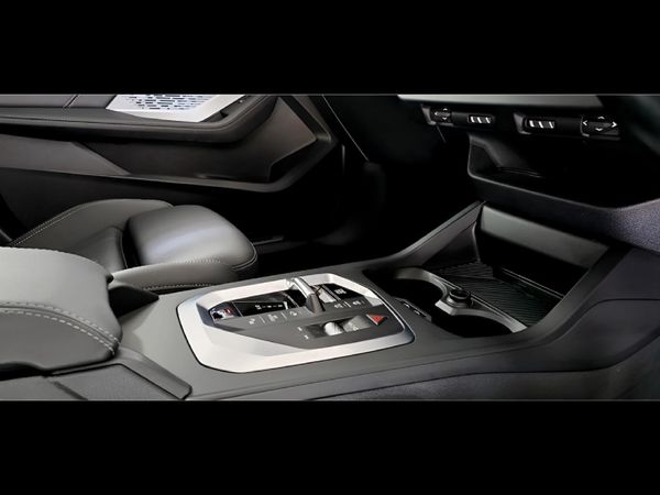 2025-BMW-1-Series-118-M-Sport-Auto image:16