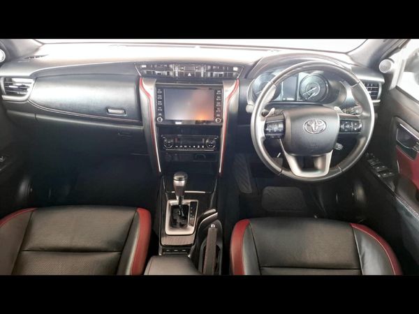 2023-Toyota-Fortuner-28-GD-6-RB-Auto image:11