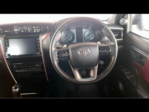 2023-Toyota-Fortuner-28-GD-6-RB-Auto image:12