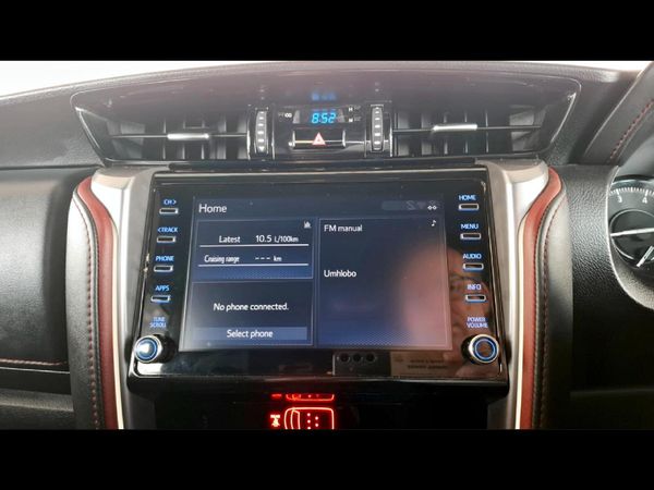2023-Toyota-Fortuner-28-GD-6-RB-Auto image:15