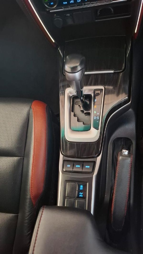 2023-Toyota-Fortuner-28-GD-6-RB-Auto image:18