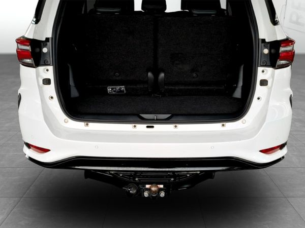 2023-Toyota-Fortuner-28-GD-6-RB-Auto image:6