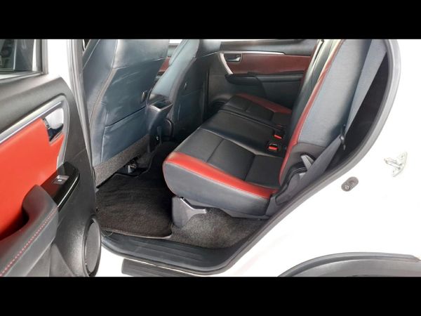 2023-Toyota-Fortuner-28-GD-6-RB-Auto image:8