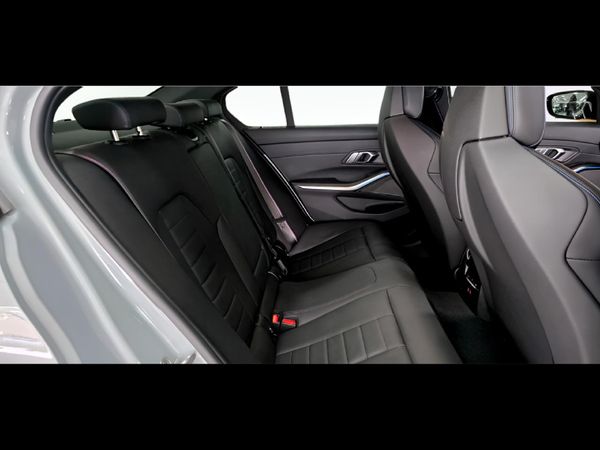 2025-BMW-1-Series-118-M-Sport-Auto image:13