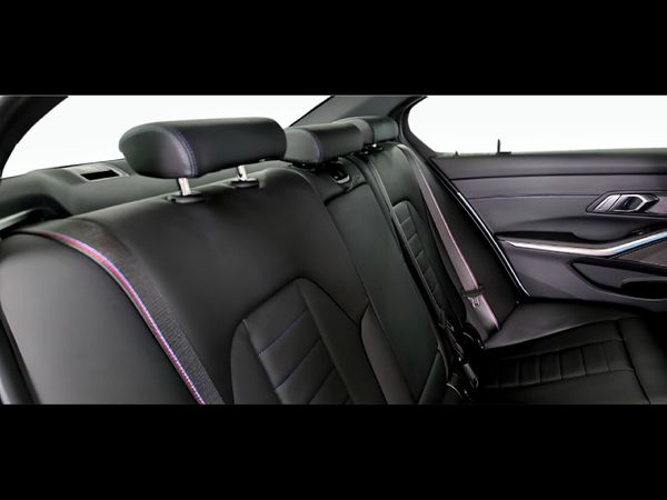 2025-BMW-1-Series-118-M-Sport-Auto image:14