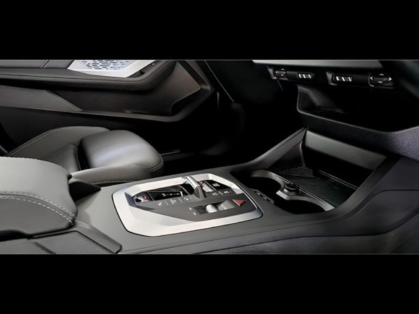 2025-BMW-1-Series-118-M-Sport-Auto image:16